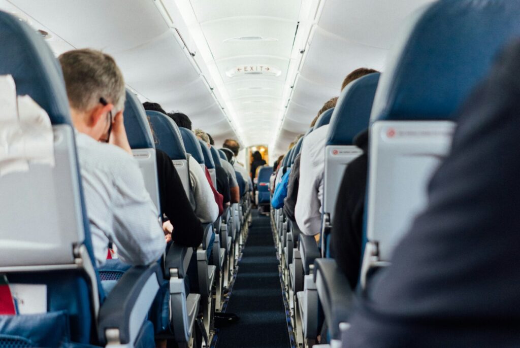Article on Fear of flying 8
