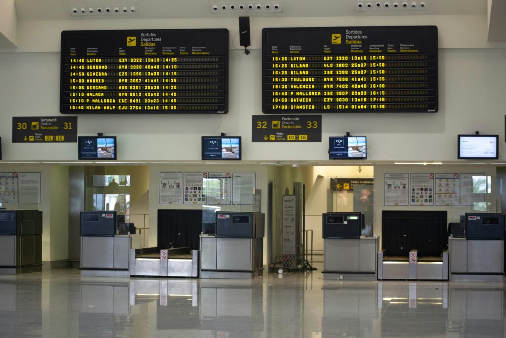 Which Is The Best Low-Cost Airlines for Nervous Flyers?​ Airport screen.